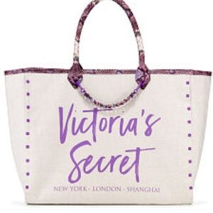 NWT VICTORIA’S SECRET ANGEL CITY LILAC PURPLE with PYTHON TRIM TOTE BAG